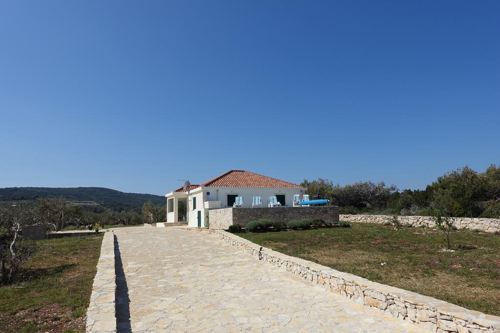 Robinzon Zavala Case de vacanță Povlja (Brac)